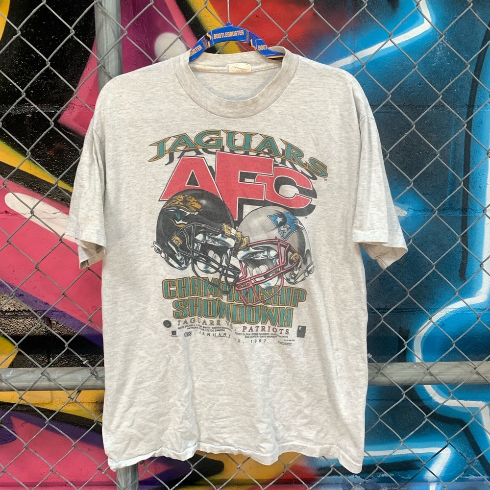 Vintage 90s Patriots Vs Jaguars Shirt